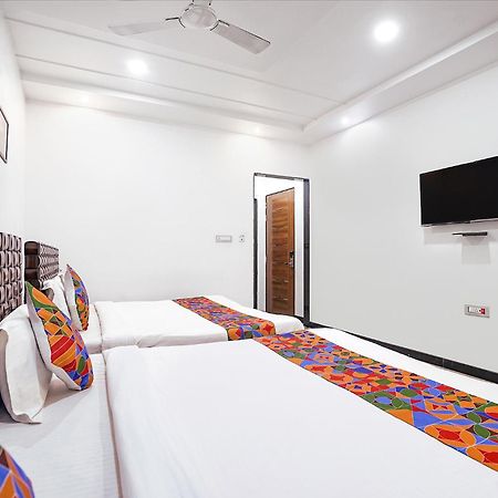 Fabhotel Villa De Benares Екстер'єр фото