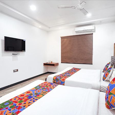 Fabhotel Villa De Benares Екстер'єр фото