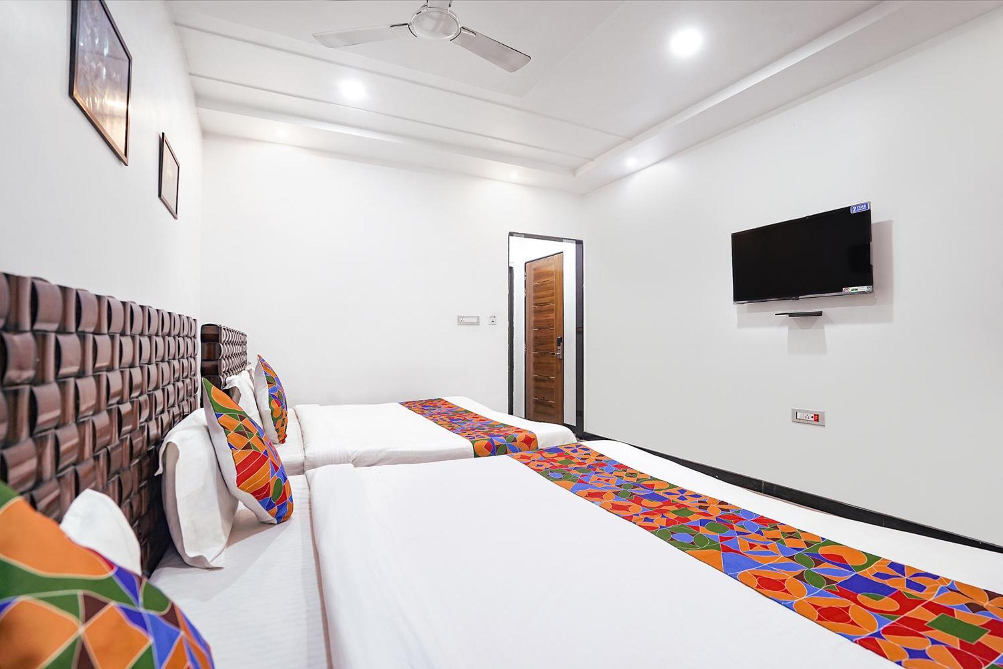 Fabhotel Villa De Benares Екстер'єр фото