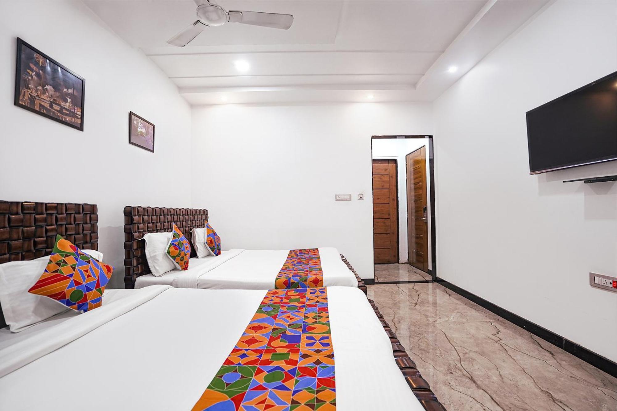 Fabhotel Villa De Benares Екстер'єр фото