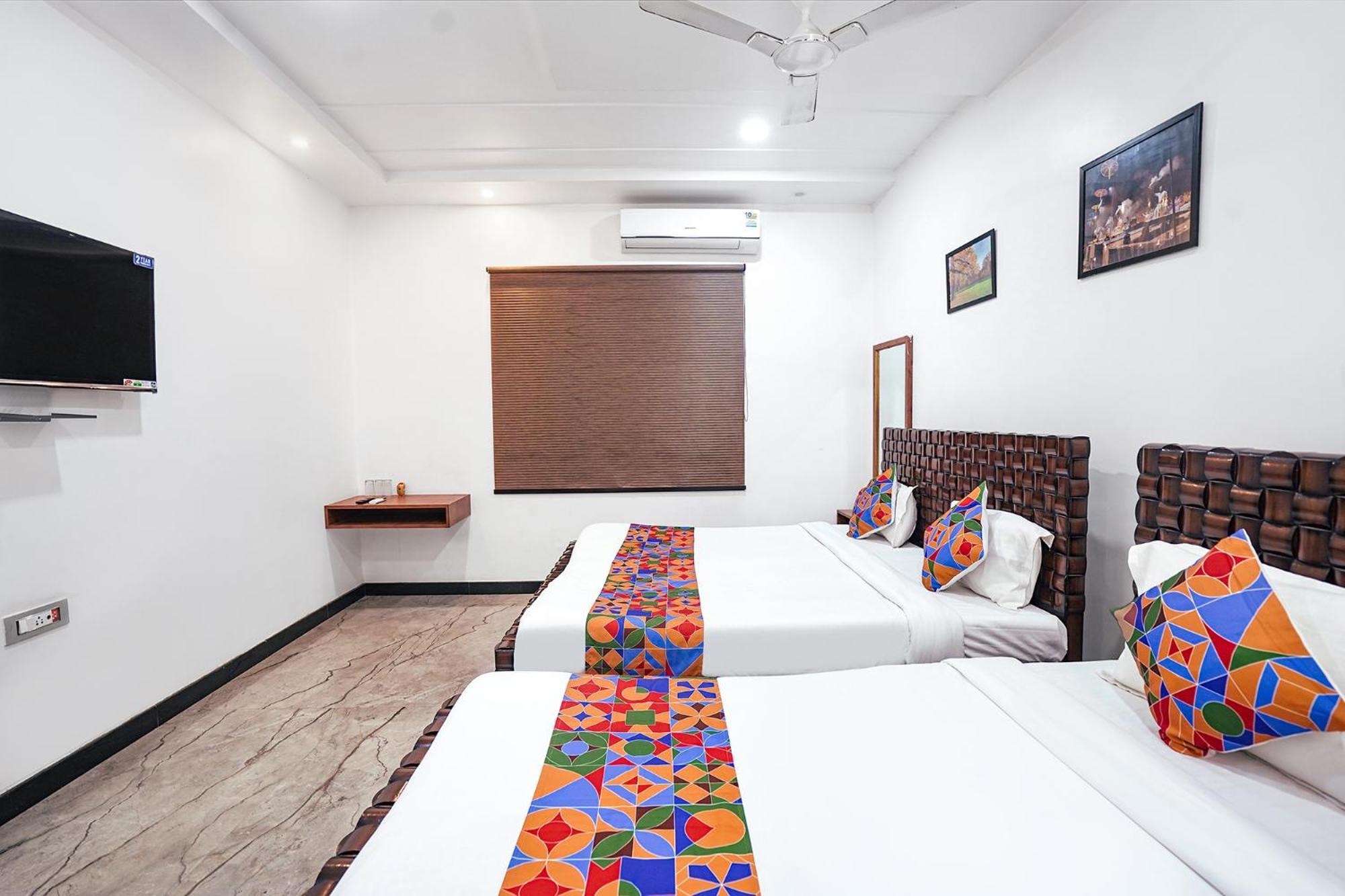 Fabhotel Villa De Benares Екстер'єр фото