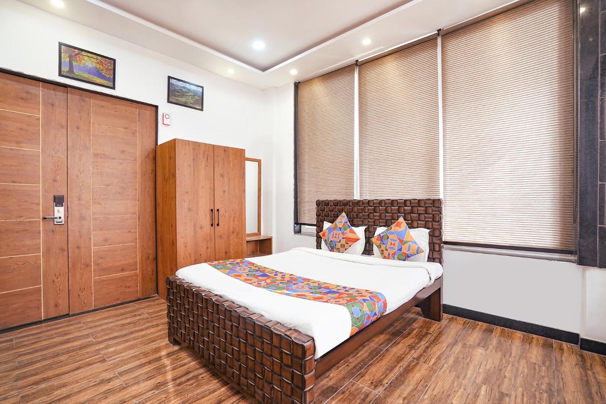 Fabhotel Villa De Benares Екстер'єр фото