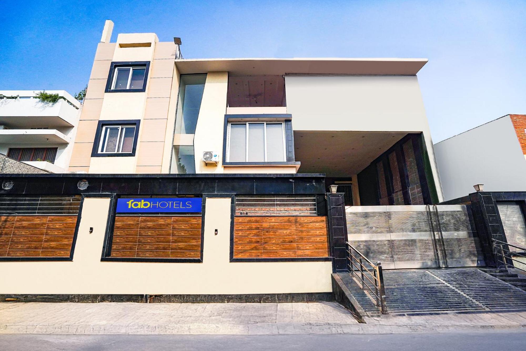 Fabhotel Villa De Benares Екстер'єр фото