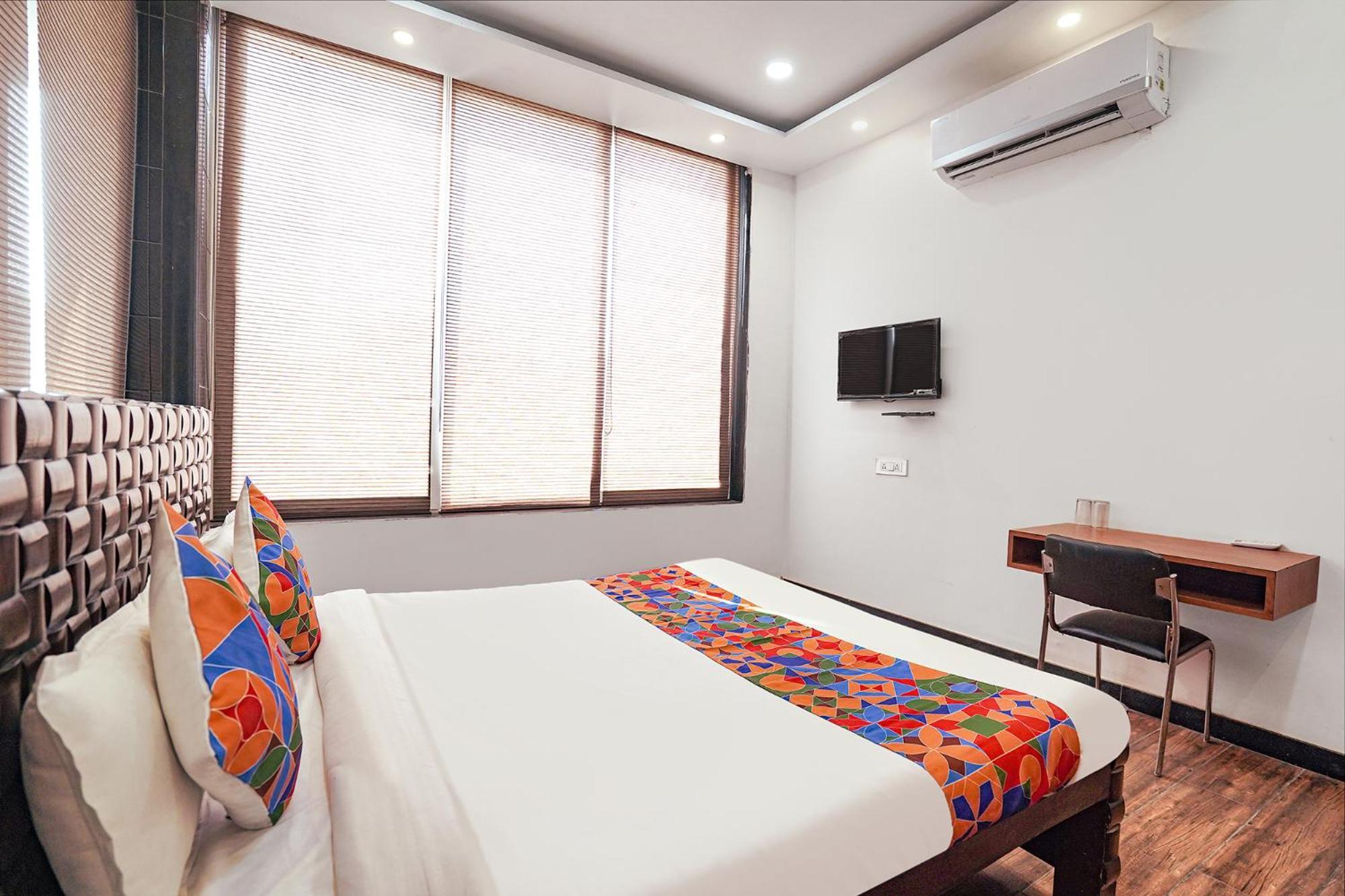 Fabhotel Villa De Benares Екстер'єр фото